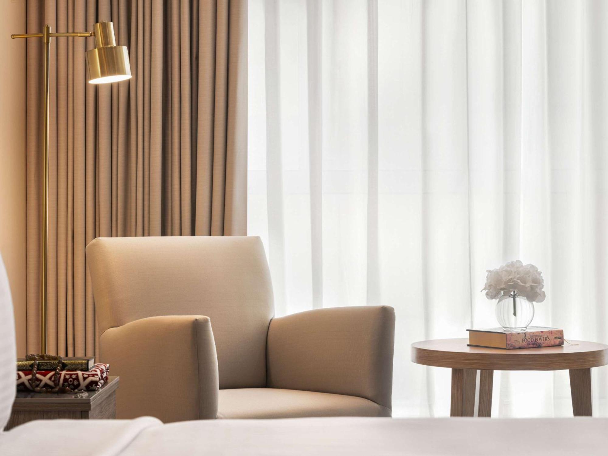 Hotel Mövenpick & Hajar Tower Makkah 5*
