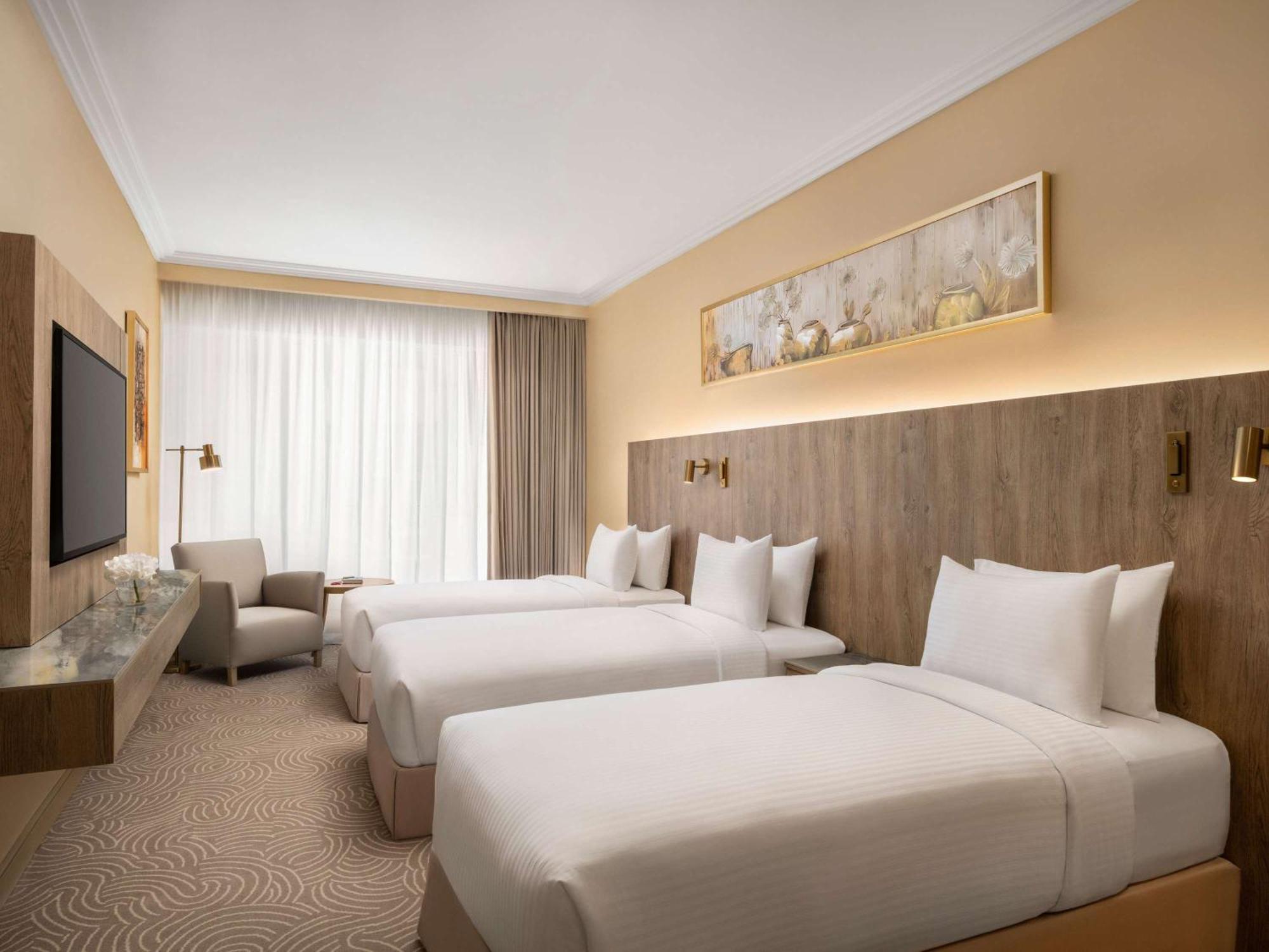 Hotel Mövenpick & Hajar Tower Makkah 5*