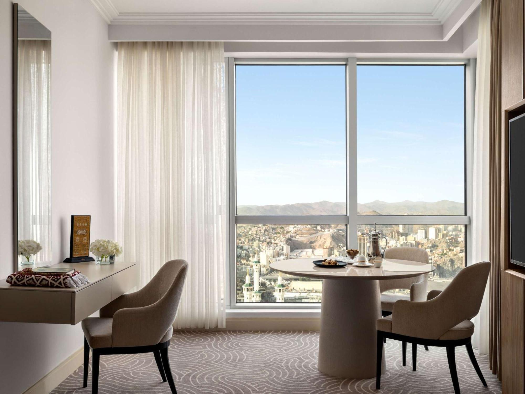 Mövenpick & Hajar Tower Makkah 5* Mekka